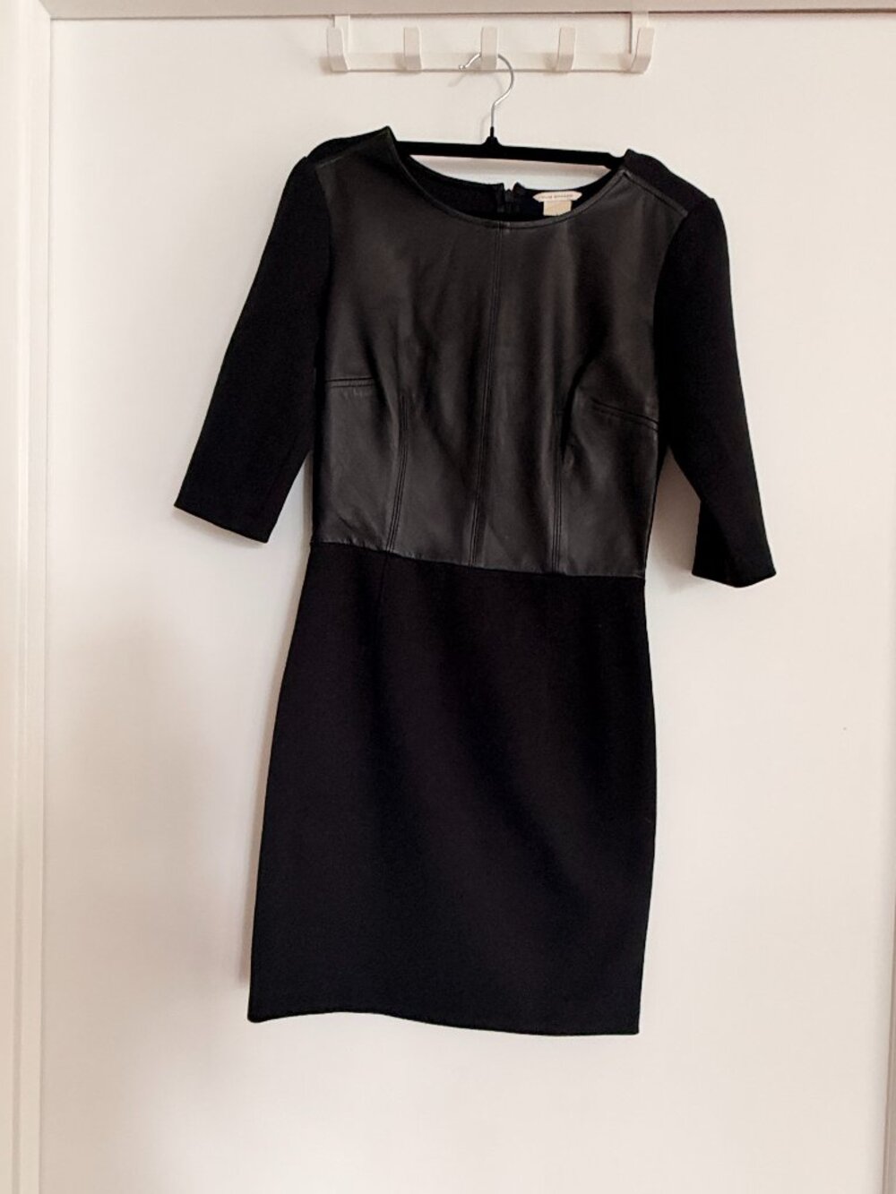 Club Monaco Dayna Black Leather Panel Sheath Dress Size 2
